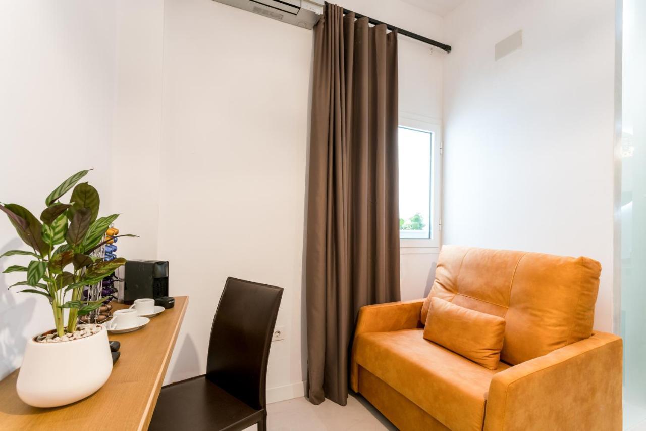 Unique House - Private Spa&Pool -StayinSevilla Bagian luar foto