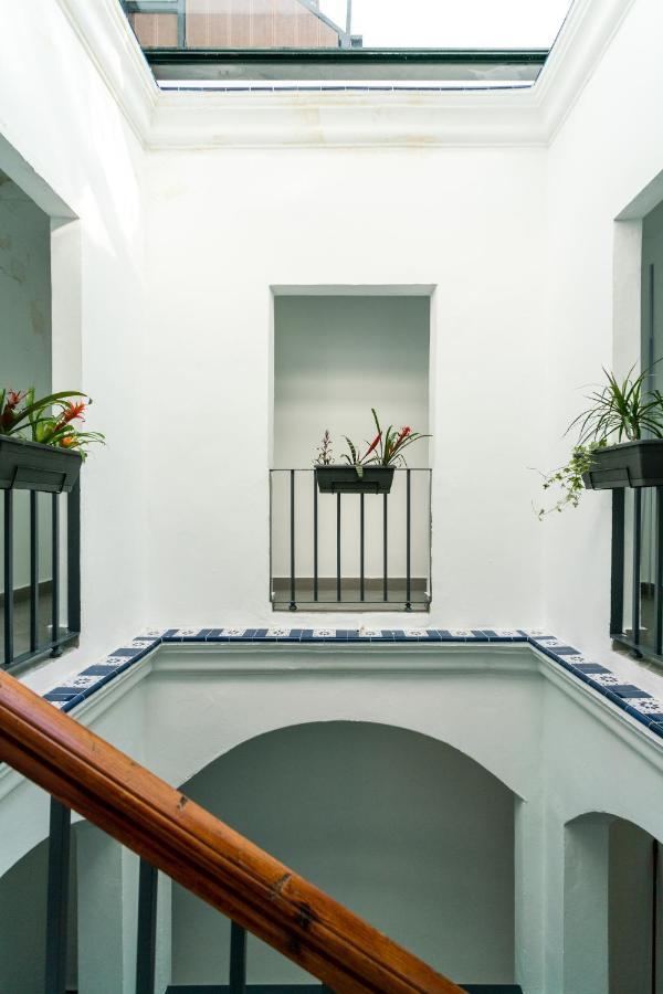 Unique House - Private Spa&Pool -StayinSevilla Bagian luar foto