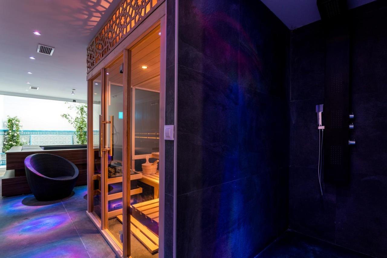 Unique House - Private Spa&Pool -StayinSevilla Bagian luar foto